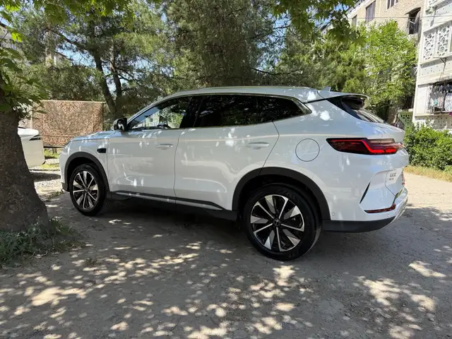 BYD Song Plus 2025 - Выбор фото 3