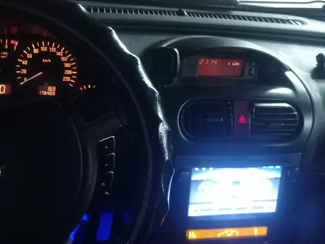 Opel Corsa 2003 - Выбор фото 6