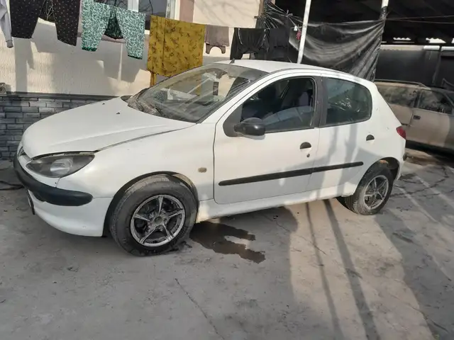Peugeot 206 2003 - Выбор фото 1