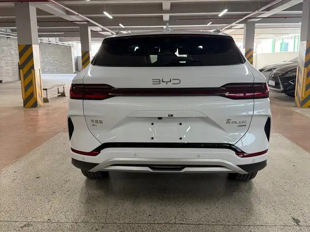 BYD Song Plus 2025 - Выбор фото 4