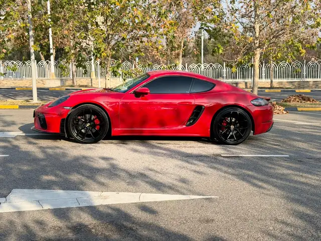 Porsche Cayman 2019 - Выбор фото 4