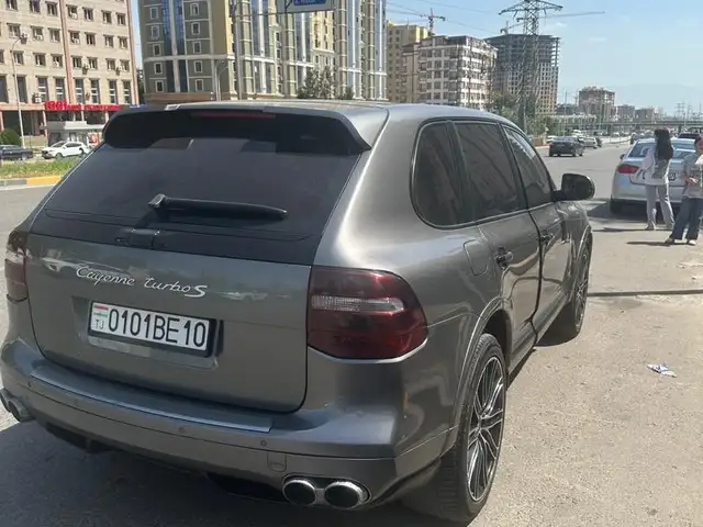Porsche Cayenne 2010 - Выбор фото 6