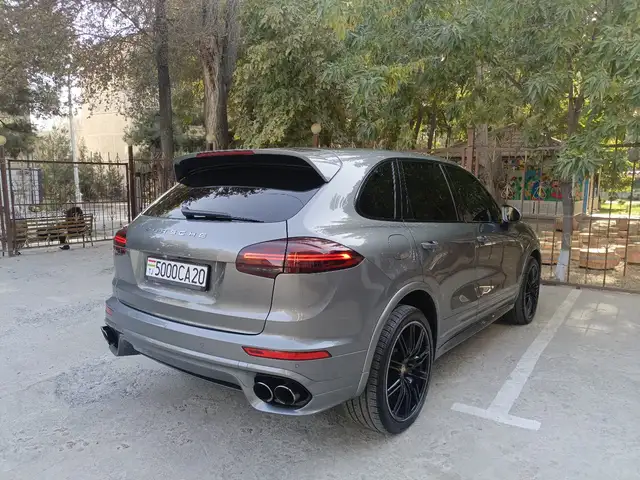 Porsche Cayenne 2016 - Выбор фото 4