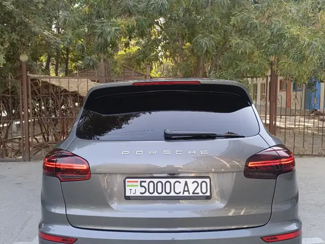 Porsche Cayenne 2016 - Выбор фото 7