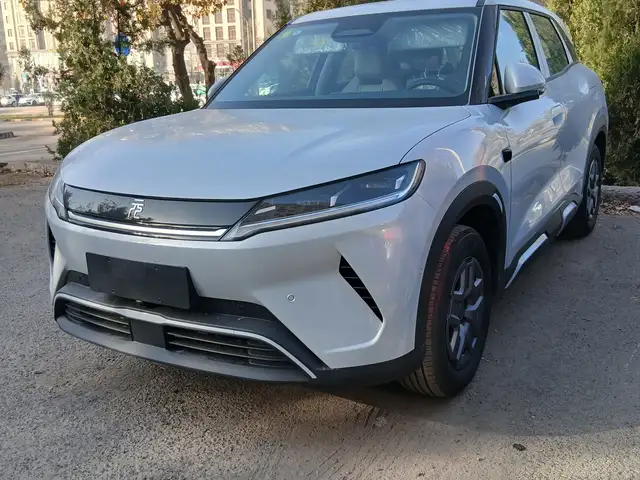 BYD Yuan Up 2025 - Выбор фото 3