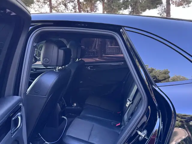 Porsche Macan 2023 - Выбор фото 4