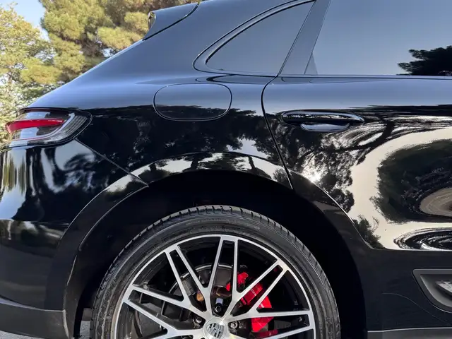 Porsche Macan 2023 - Выбор фото 8
