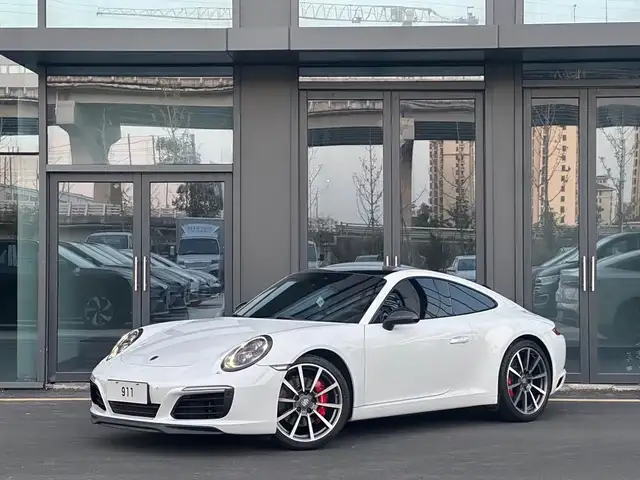 Porsche 911 2019 - Выбор фото 1