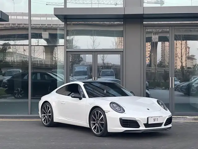 Porsche 911 2019 - Выбор фото 3