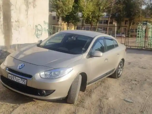 Renault Fluence 2010 - Выбор фото 1