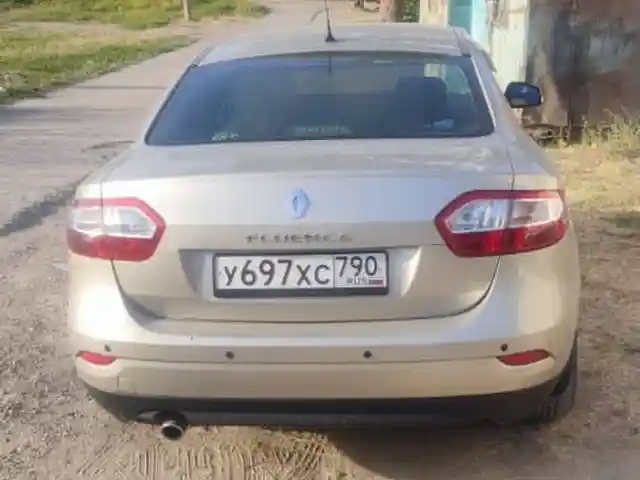 Renault Fluence 2010 - Выбор фото 2