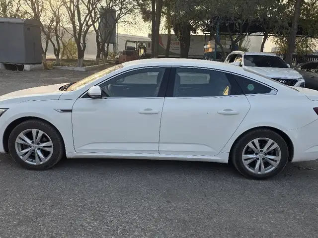 Renault Samsung SM6 2017 - Выбор фото 3