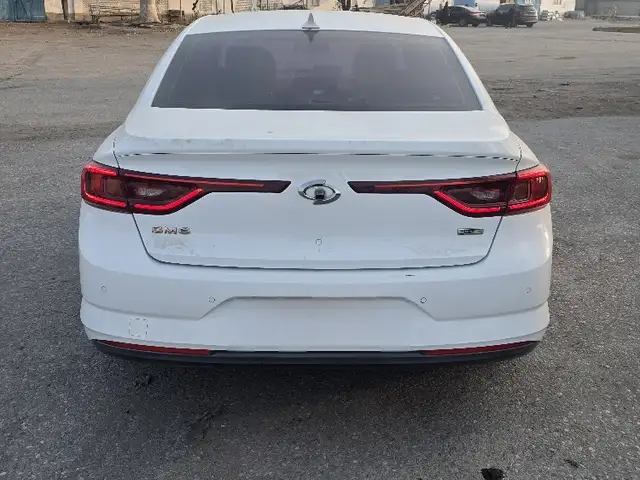 Renault Samsung SM6 2017 - Выбор фото 5