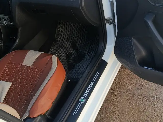 Skoda Rapid 2015 - Выбор фото 7