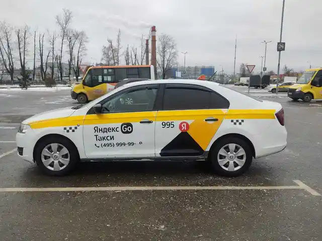 Skoda Rapid 2015 - Выбор фото 2