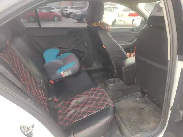 Skoda Rapid 2015 - Выбор фото 8