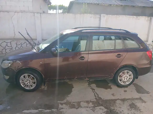Skoda Fabia 2012 - Выбор фото 5