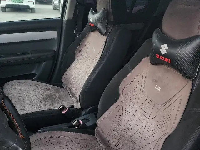 Suzuki Swift 2010 - Выбор фото 4