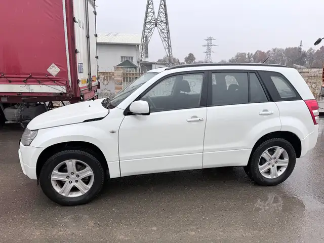 Suzuki Grand Vitara 2008 - Выбор фото 3