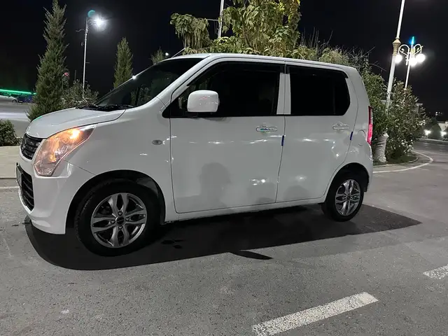 Suzuki Wagon R 2014 - Выбор фото 7