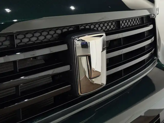 Tank 700 2025 - Выбор фото 2