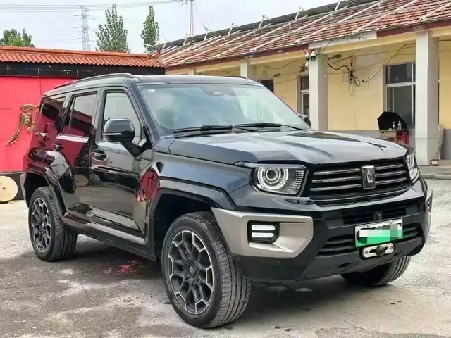 Tank 700 2025 - Выбор фото 2