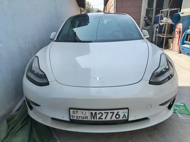 Tesla Model 3 2020 - Выбор фото 6