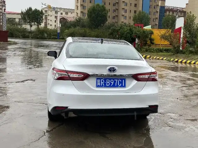 Toyota Camry 2022 - Выбор фото 5