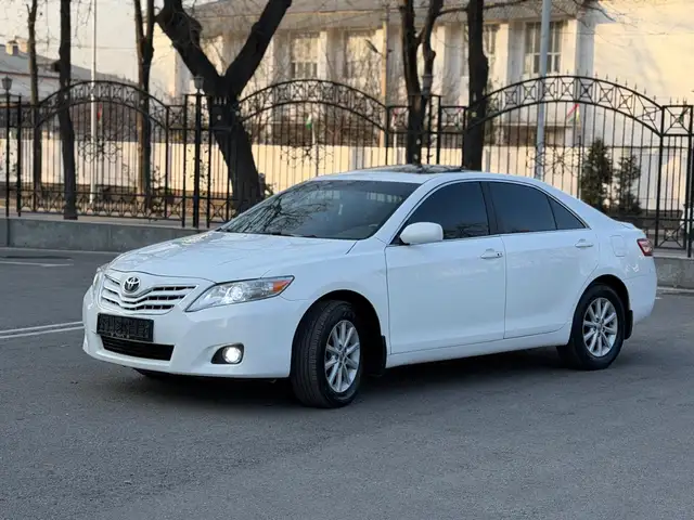 Toyota Camry 2011 - Выбор фото 8