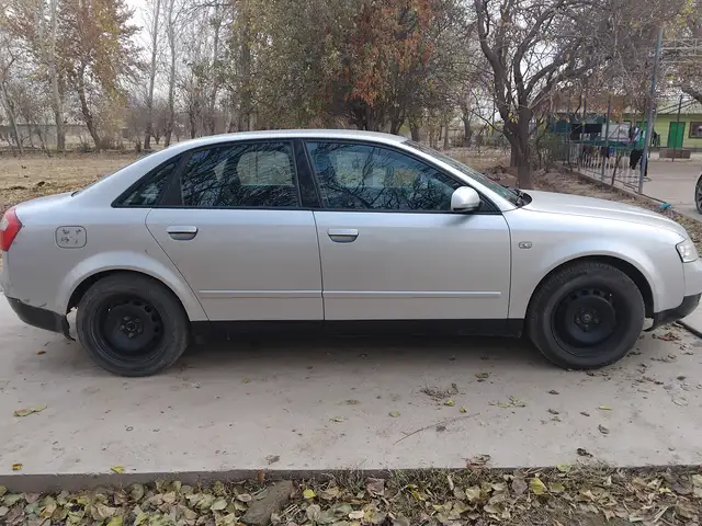 Audi A4 2001 - Выбор фото 3
