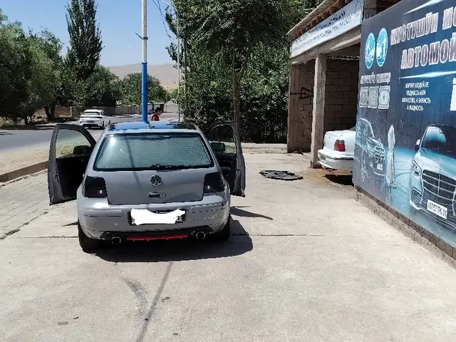 Volkswagen Golf 2001 - Выбор фото 5