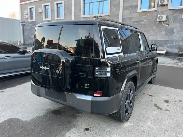 BYD Leopard 8 2025 - Выбор фото 4