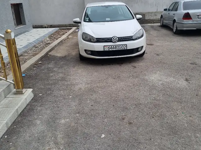 Volkswagen Golf 2011 - Выбор фото 2