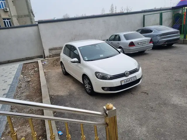 Volkswagen Golf 2011 - Выбор фото 7