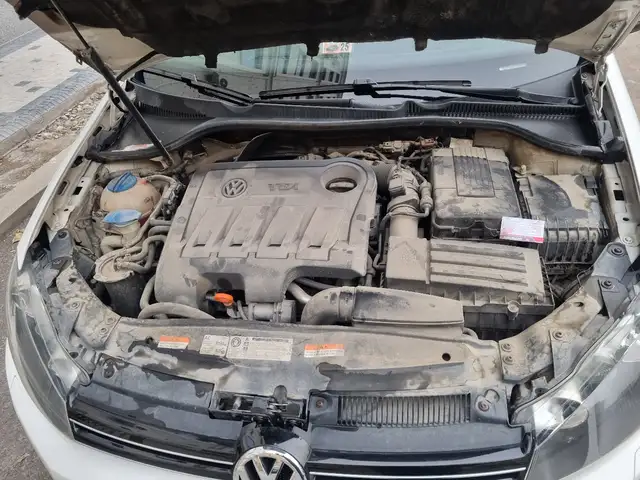 Volkswagen Golf 2011 - Выбор фото 8