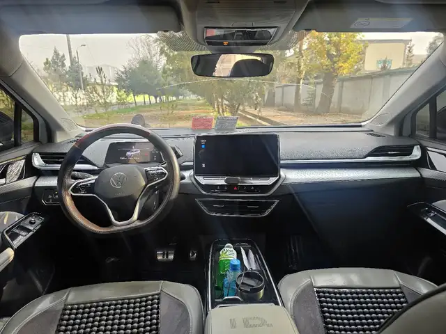 Volkswagen ID.6 2022 - Выбор фото 5