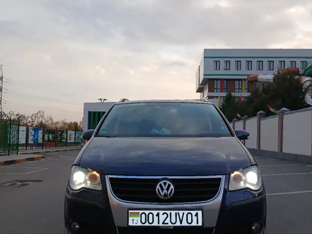 Volkswagen Touran 2007 - Выбор фото 1