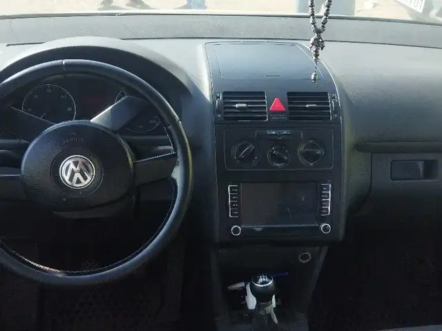 Volkswagen Touran 2006 - Выбор фото 2