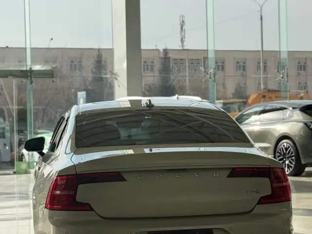 Volvo S90 2017 - Выбор фото 3