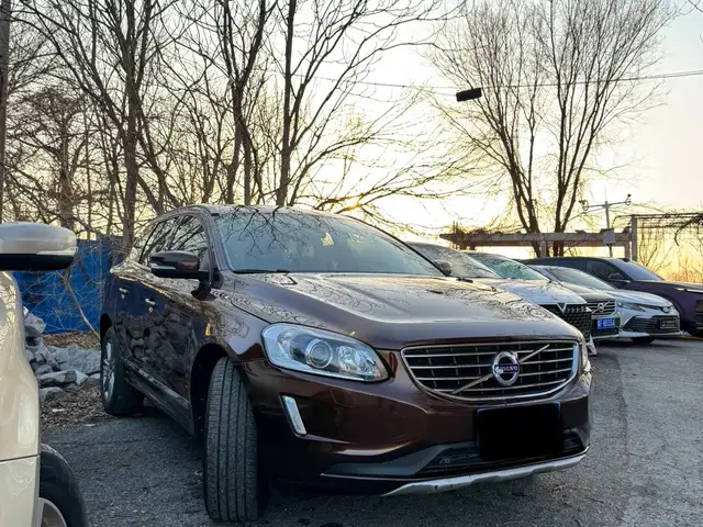 Volvo XC60 2016 - Выбор фото 2