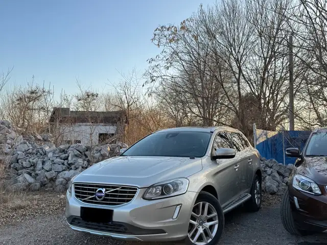 Volvo XC60 2017 - Выбор фото 1