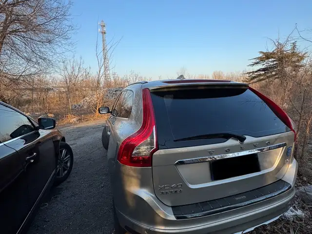 Volvo XC60 2017 - Выбор фото 3