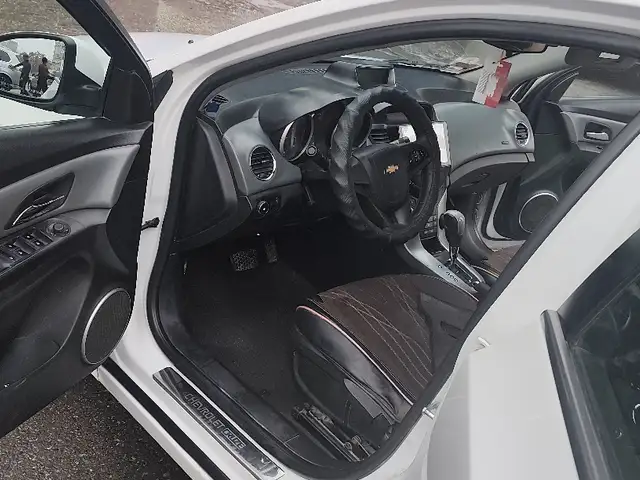 Chevrolet Cruze 2010 - Выбор фото 3