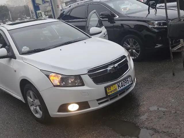 Chevrolet Cruze 2010 - Выбор фото 6