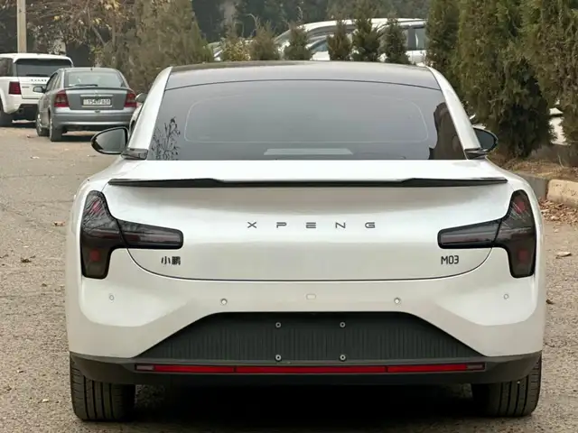 Xpeng P7 2025 - Выбор фото 4