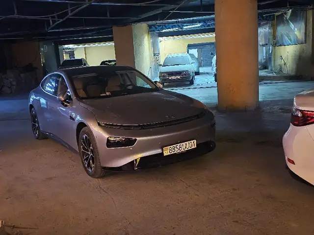 Xpeng P7 2025 - Выбор фото 4