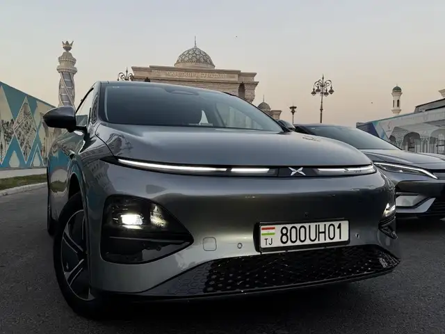 Xpeng G9 2025 - Выбор фото 6