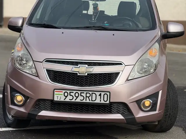 Chevrolet Spark 2012 - Выбор фото 1