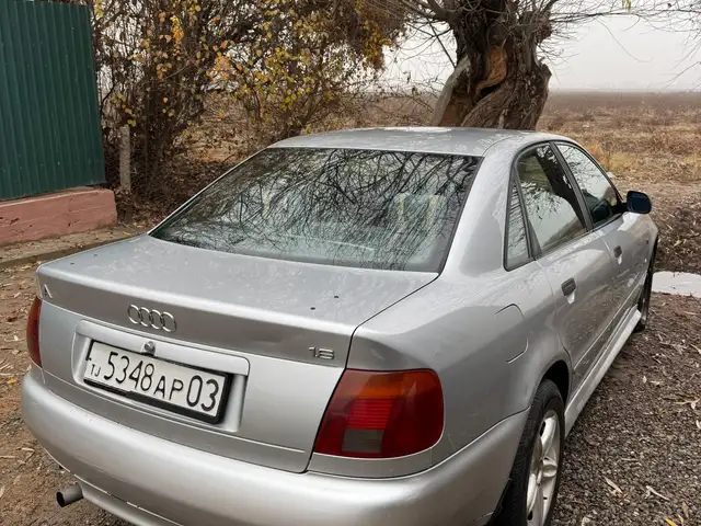 Audi A4 1997 - Выбор фото 3