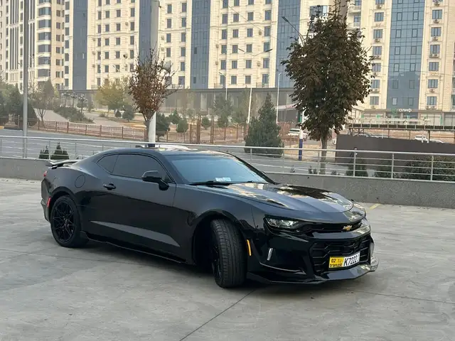 Chevrolet Camaro 2021 - Выбор фото 2